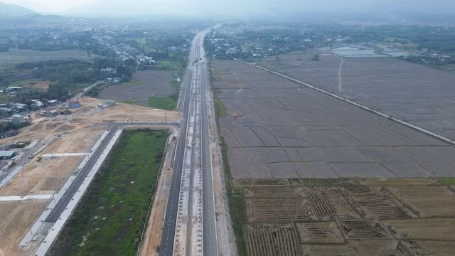 Đà Nẵng thông xe tuyến đường 1.500 tỷ sau 3 năm “trễ hẹn” -1