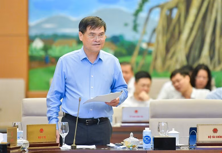 Giá vé máy bay còn tăng nữa không, vàng bao giờ hết 