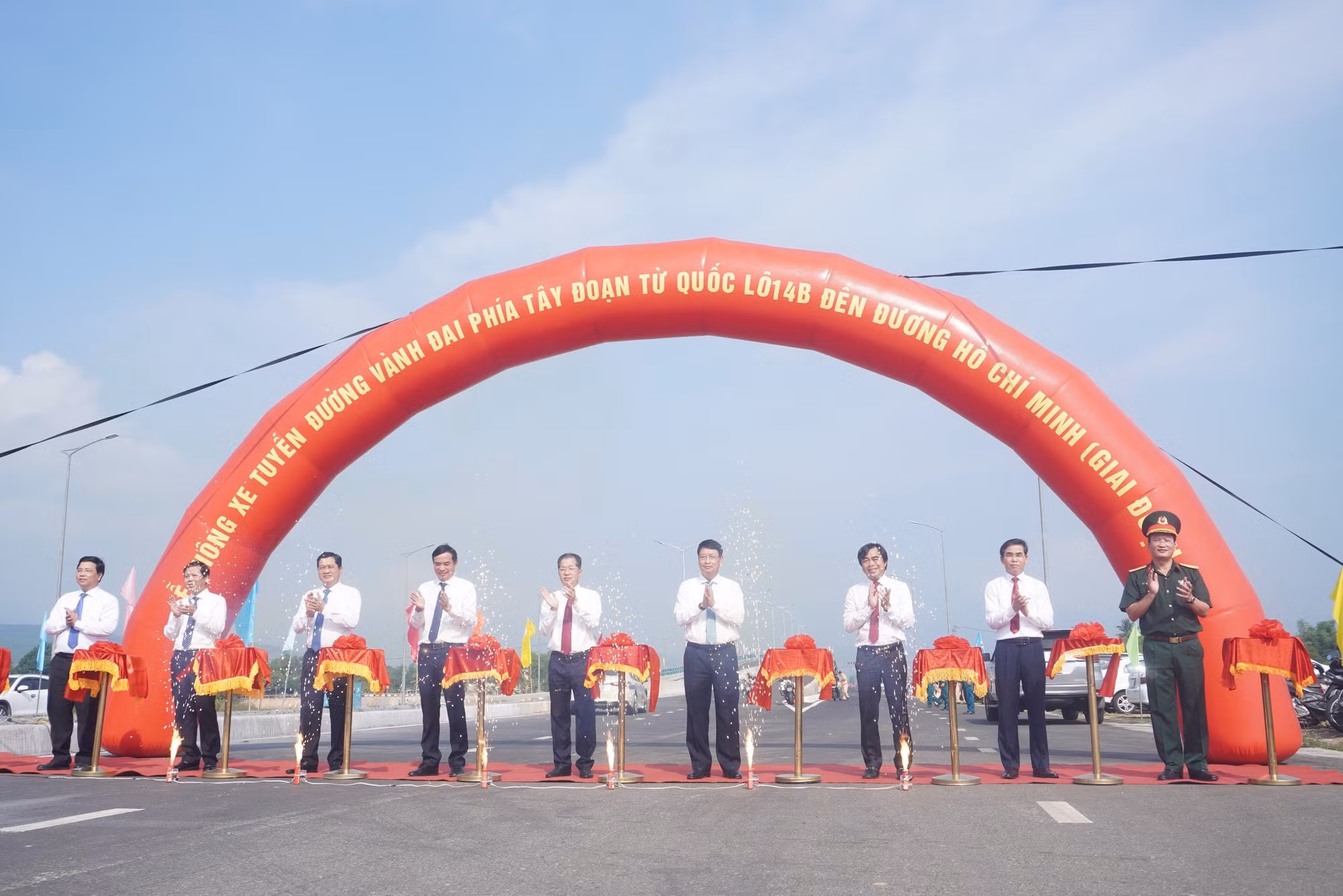 Đà Nẵng thông xe tuyến đường 1.500 tỷ sau 3 năm “trễ hẹn” -0