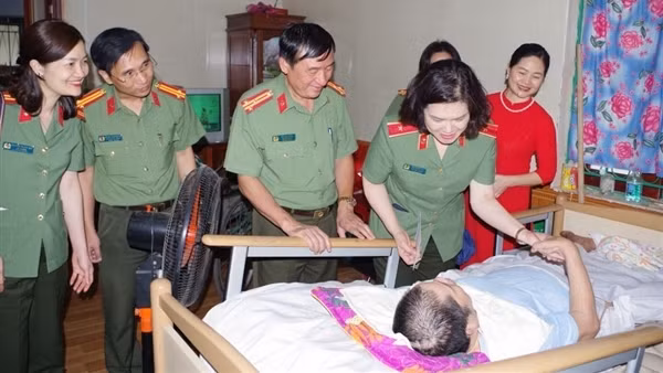 Tri ân thương binh, bệnh binh, người có công tại Trung tâm Điều dưỡng thương binh Duy Tiên