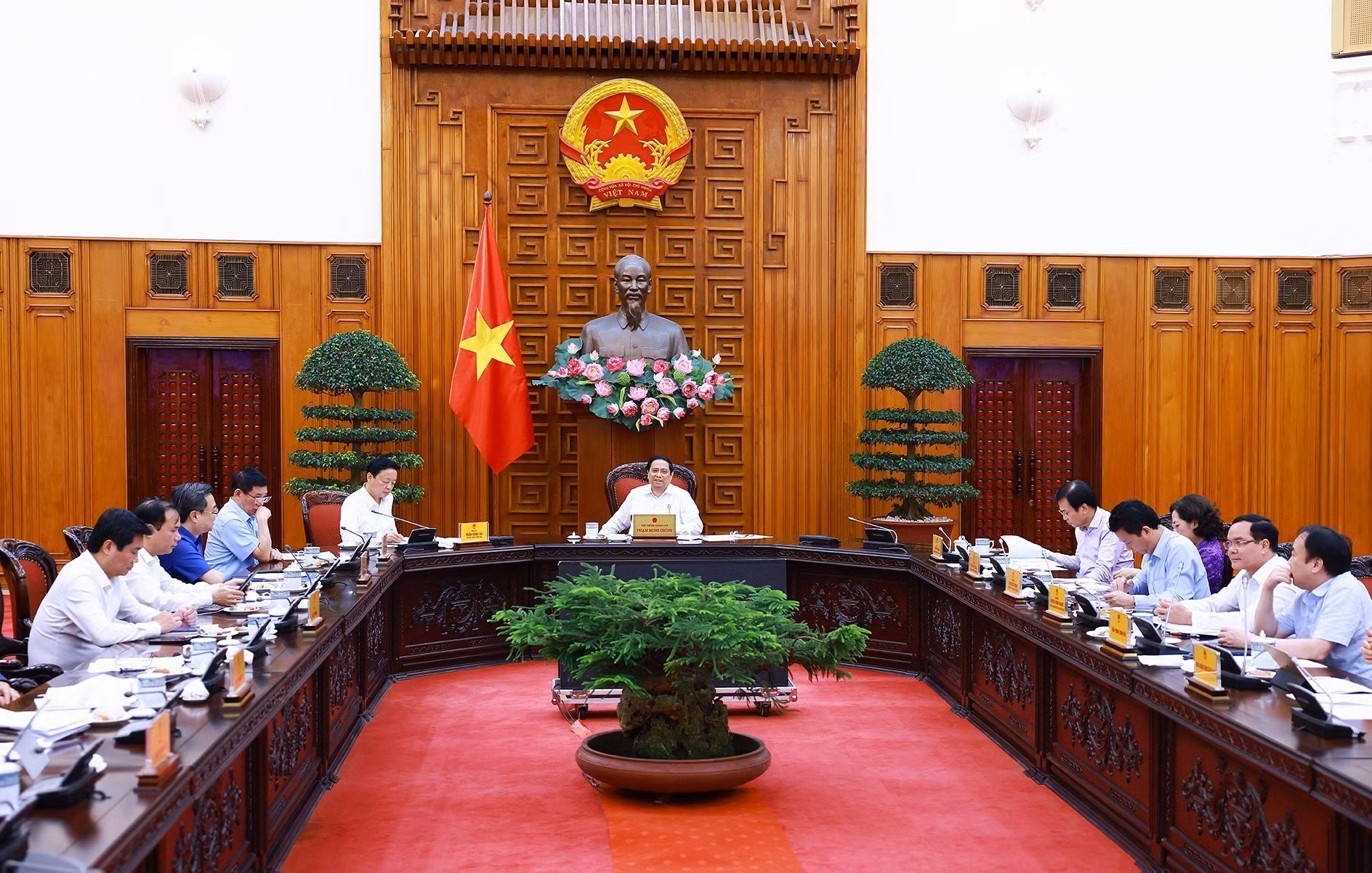 vna_potal_thu_tuong_pham_minh_chinh_chu_tri_hop_thuc_day_phat_trien_nha_o_xa_hoi_7382030.jpg -0