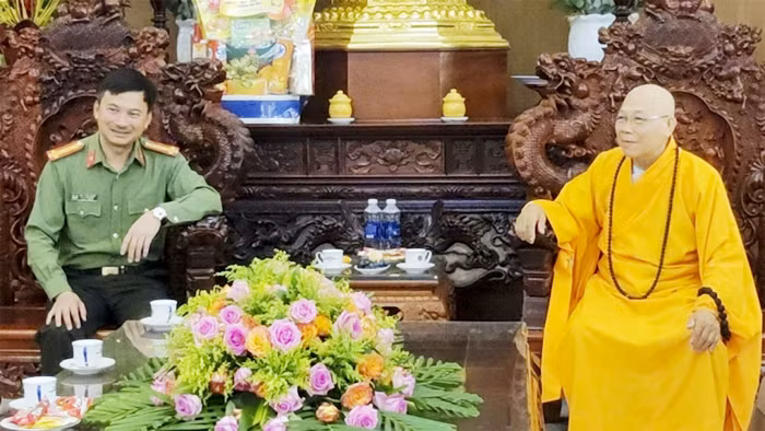 Công an tỉnh Đắk Nông chúc mừng Đại lễ Phật đản 2024 -0