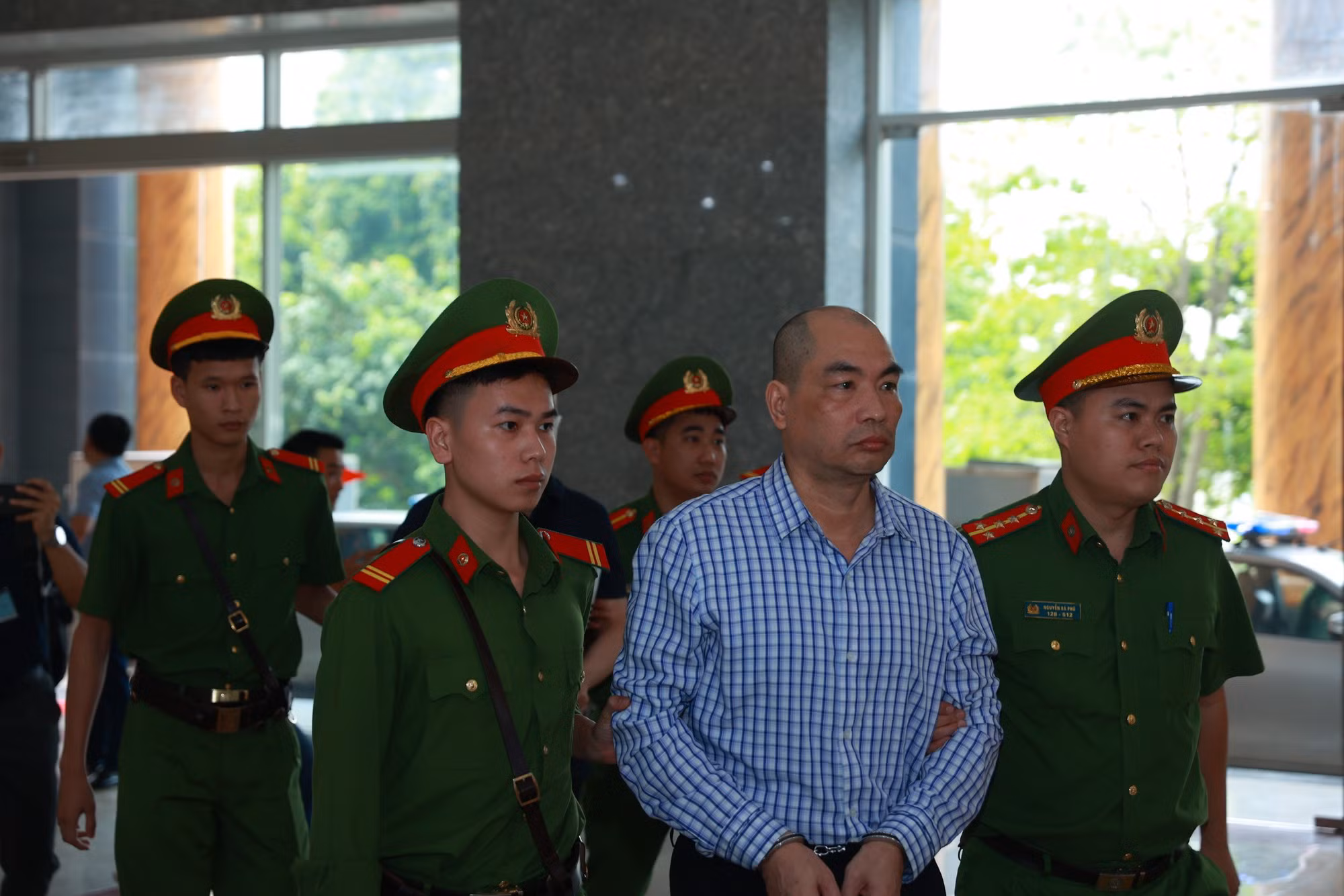 Cựu Bộ trưởng Bộ Y tế Nguyễn Thanh Long hầu tòa phúc thẩm -0