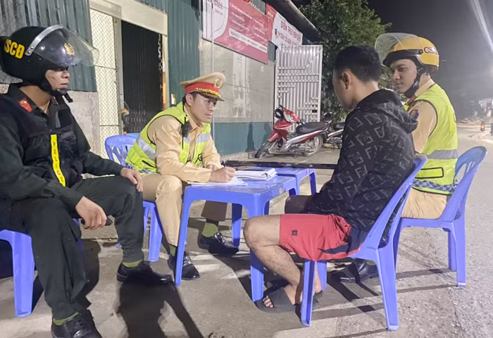 Liên tiếp phát hiện, xử lý các trường hợp tàng trữ trái phép súng săn -0
