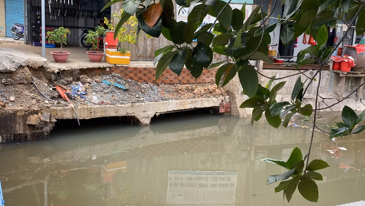 Vì sao thi công hệ thống thoát nước 248 tỷ đồng, đường Võ Văn Ngân vẫn ngập? -0