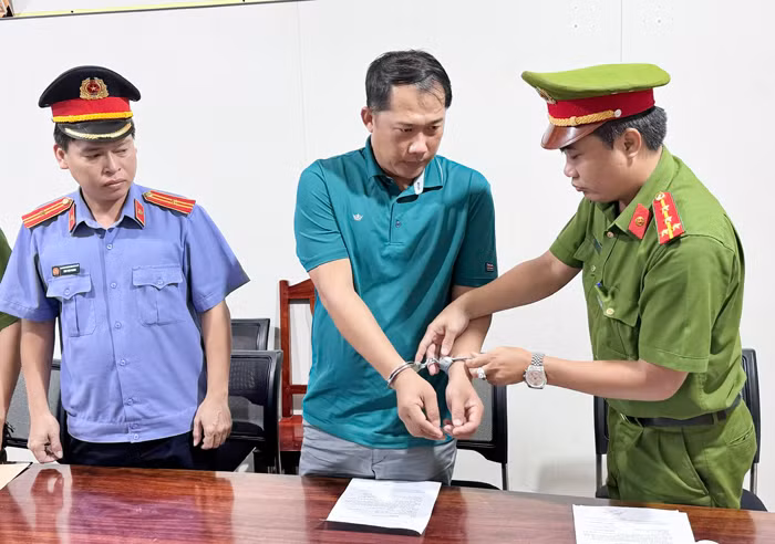 Ai đã tiếp tay bán đất rừng trái phép ở Phú Quốc? -0