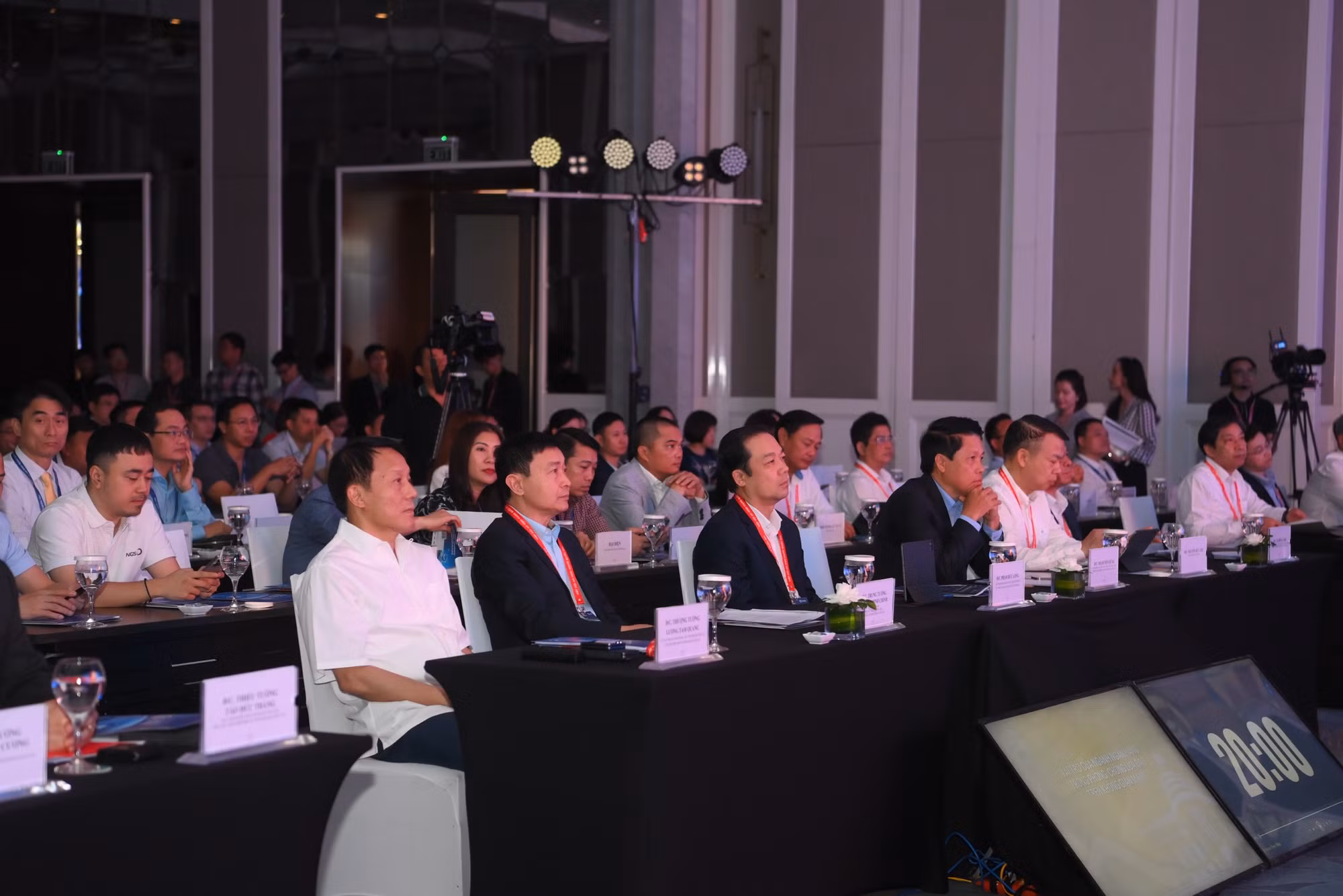 Đồng bộ các giải pháp ngăn chặn lừa đảo trên không gian mạng -0