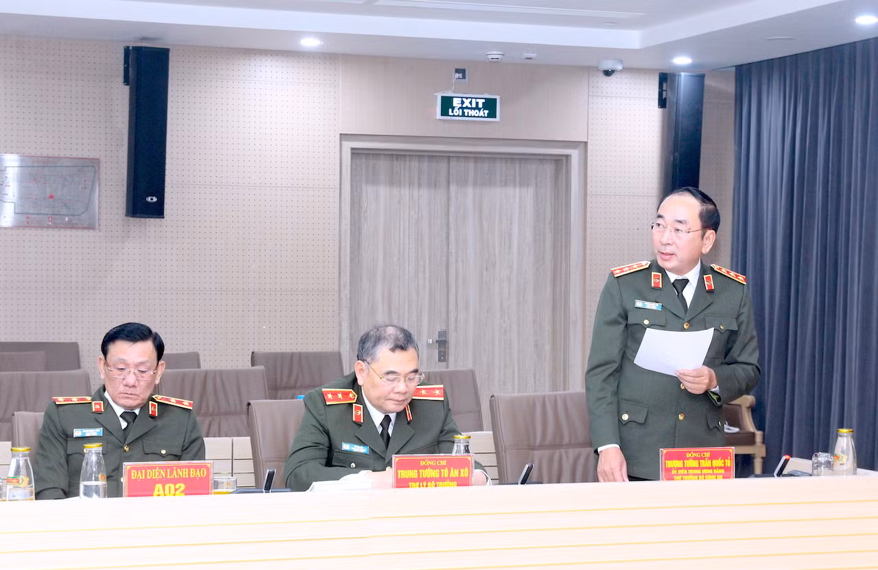 Phấn đấu xã không có tội phạm, giữ bình yên từ cơ sở -0