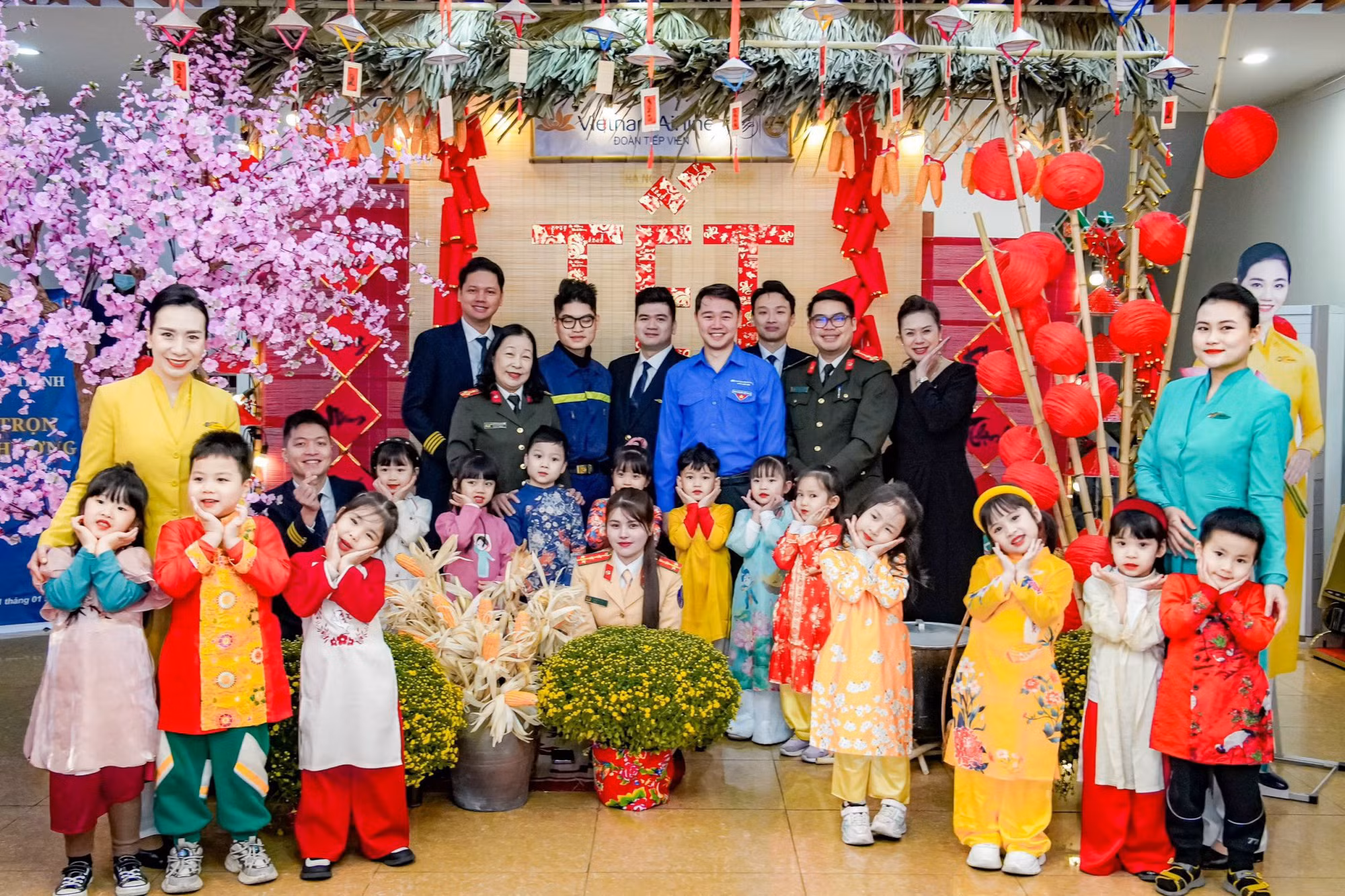 Những sản phẩm của cuộc thi sẽ được gửi đến bà con có hoàn cảnh khó khăn trên địa bàn thành phố Hà Nội.