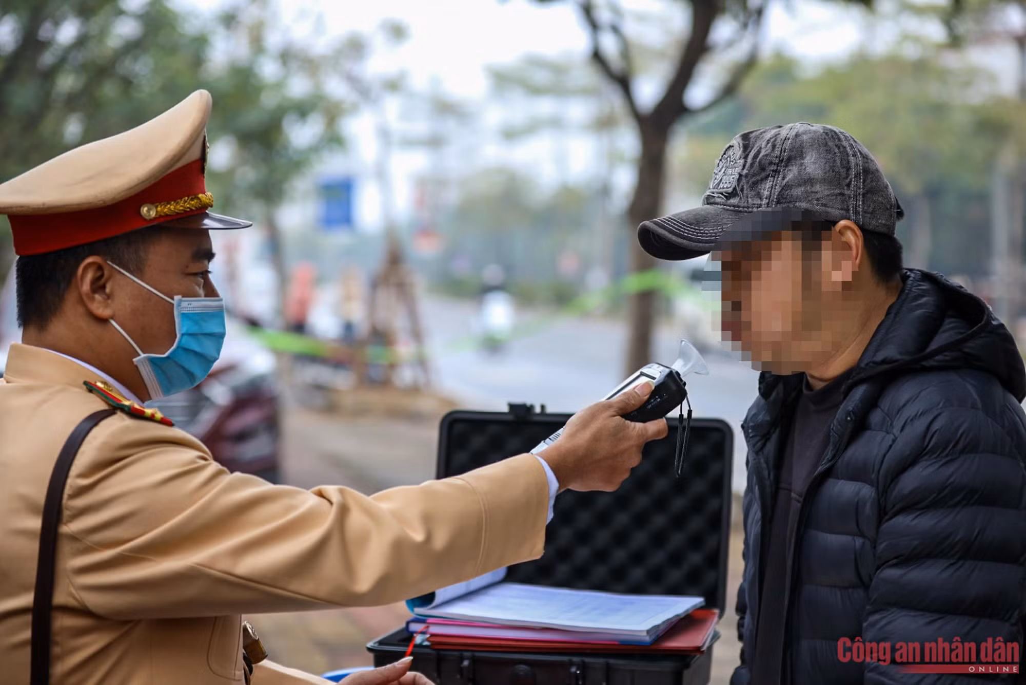 Căng mình trong gió rét bảo đảm an toàn giao thông tuyến quốc lộ ảnh 8 b2.jpg -1