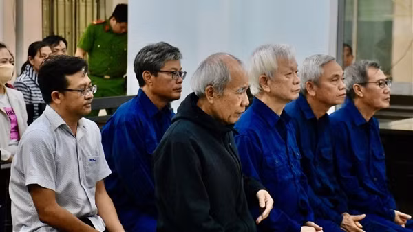 Cựu Chủ tịch UBND tỉnh Khánh Hòa lãnh án hơn 22 năm tù