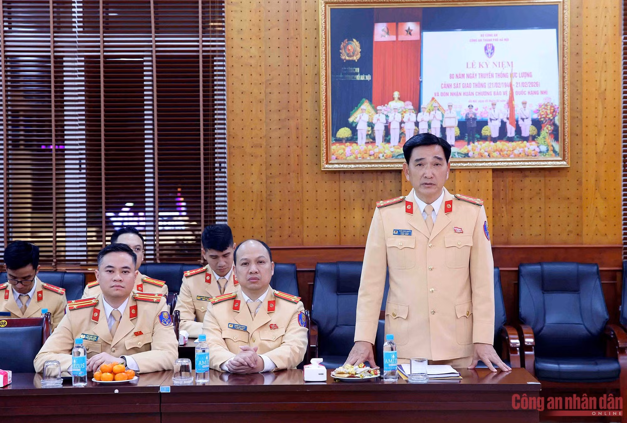 Bí thư Thành ủy Nguyễn Duy Ngọc thăm, chúc Tết lực lượng CSGT Thủ đô -0