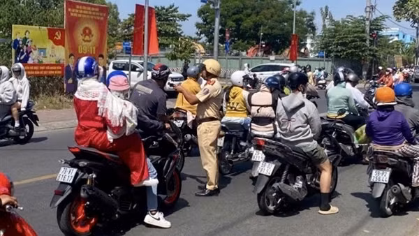 Tăng cường phòng ngừa để giảm thiểu TNGT trong những ngày Tết