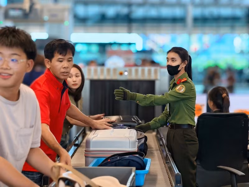 Tết của những cán bộ Công an cửa khẩu -3