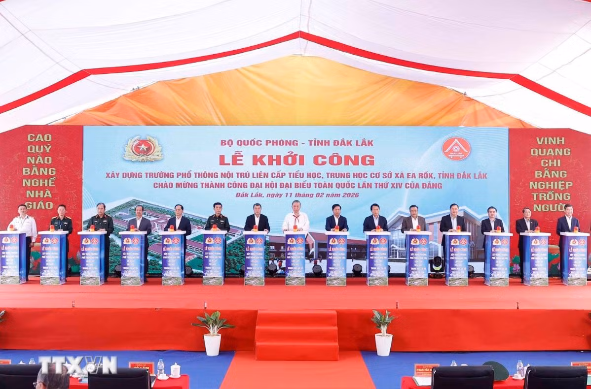 Tổng Bí thư: Bồi đắp nguồn nhân lực tại chỗ, từng bước nâng cao dân trí -0