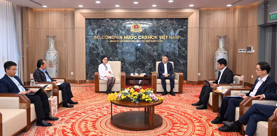 Thu hút nguồn lực trí tuệ của chuyên gia kiều bào trong xây dựng nền công nghiệp an ninh -0