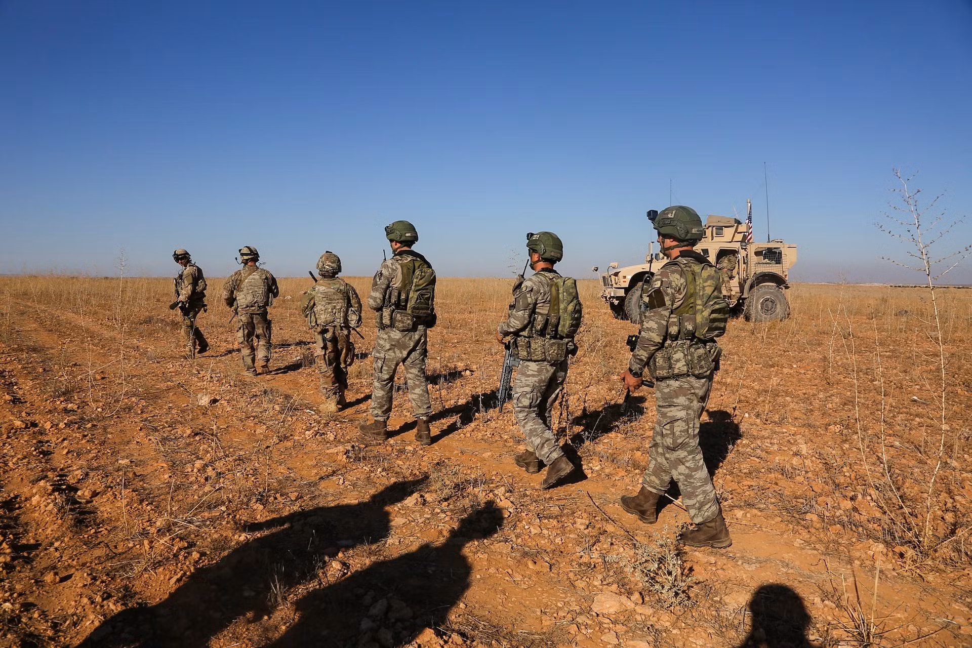 Mỹ rút khỏi căn cứ chiến lược ở Syria -0