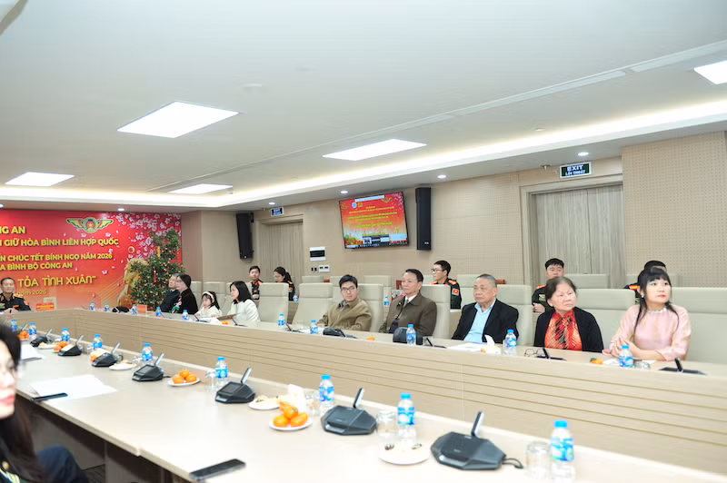 Kết nối hơi ấm quê hương tới những “Sứ giả hòa bình” đang làm nhiệm vụ tại các phái bộ -0
