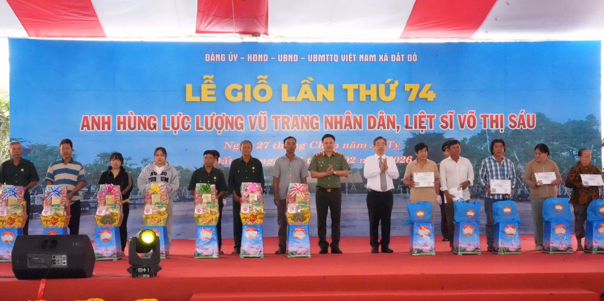 Trang trọng lễ Giỗ Anh hùng, Liệt sĩ Võ Thị Sáu -4