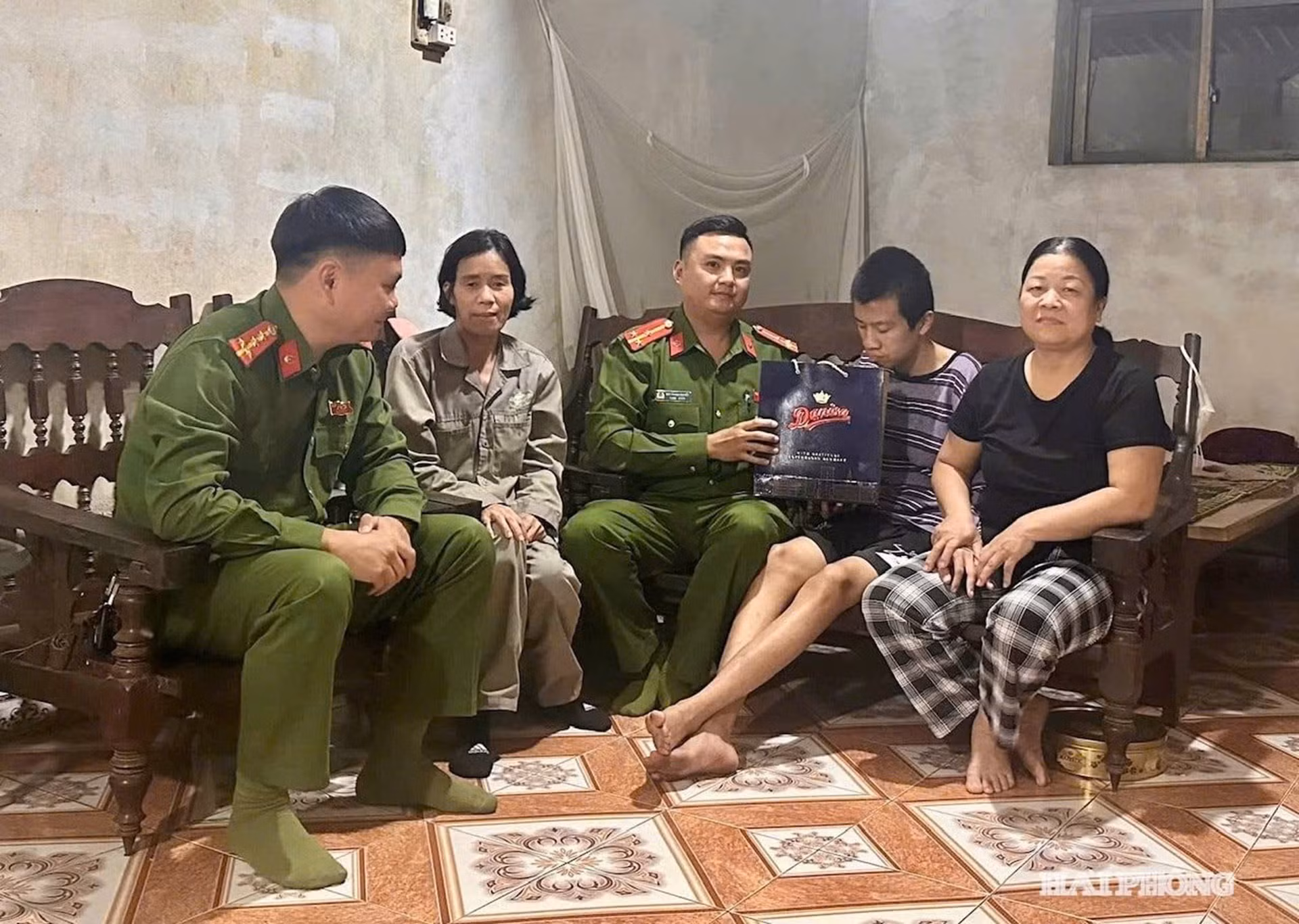 23_tet_ &nbsp;Giữ bình yên trên thành phố Cảng -1