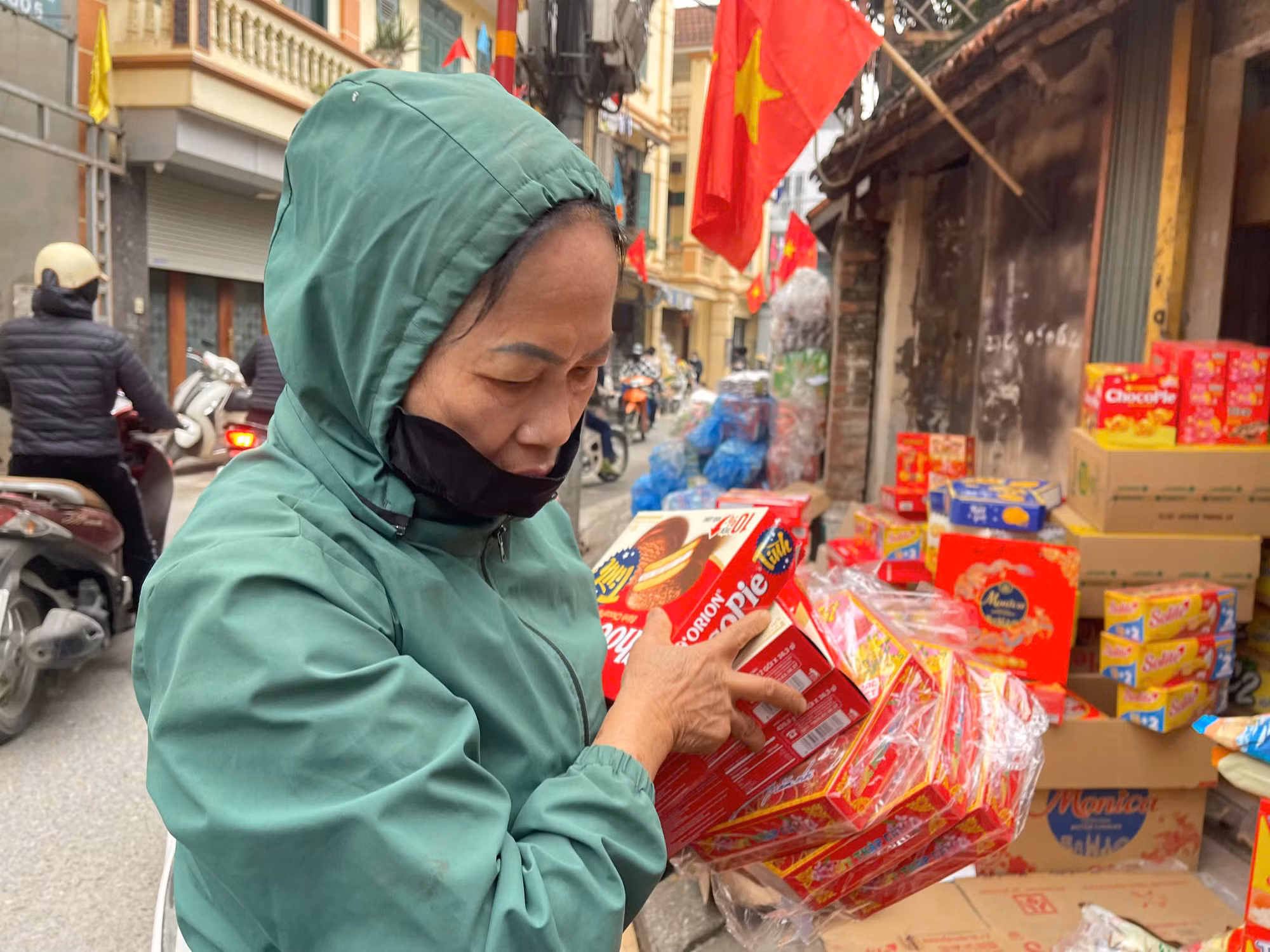 Sức mua tăng mạnh cận Tết, giá thực phẩm tươi sống nhích nhẹ -0