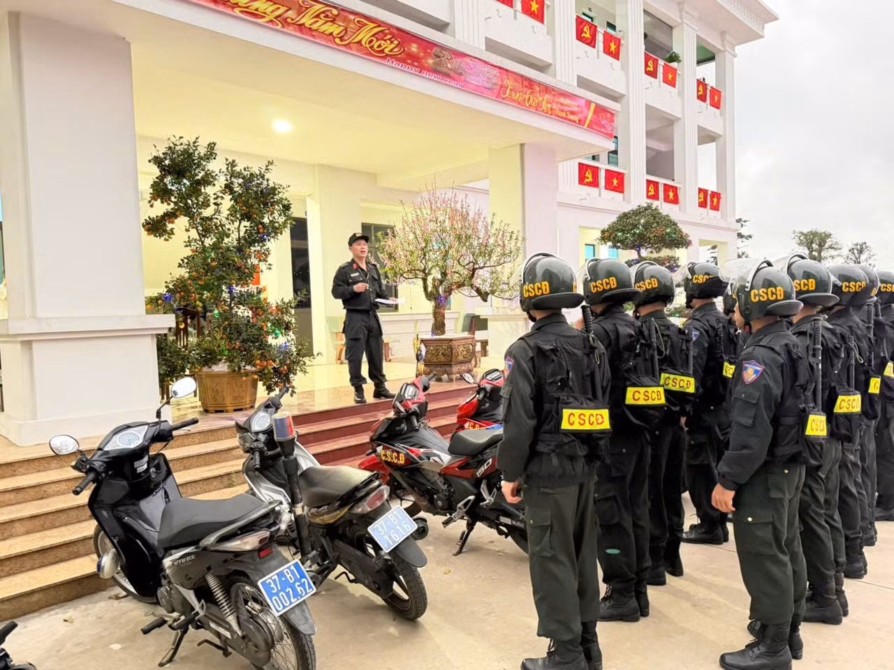 Công an Nghệ An: Tăng cường lực lượng đảm bảo ANTT trước thời khắc Giao thừa -0