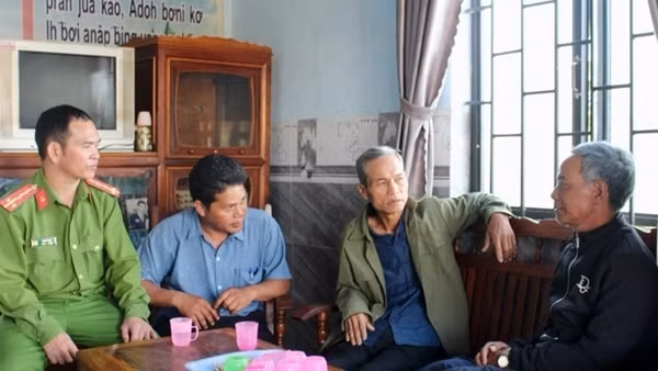 Bài 3: Trở về trong sự đùm bọc của quê hương