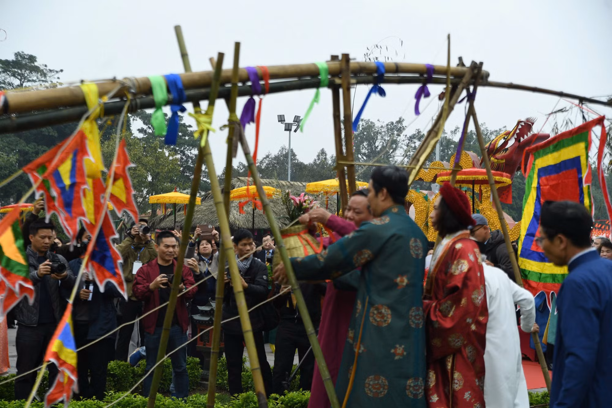 Di sản Hoàng thành Thăng Long - Hà Nội rực rỡ với các nghi lễ Tết cung đình -0