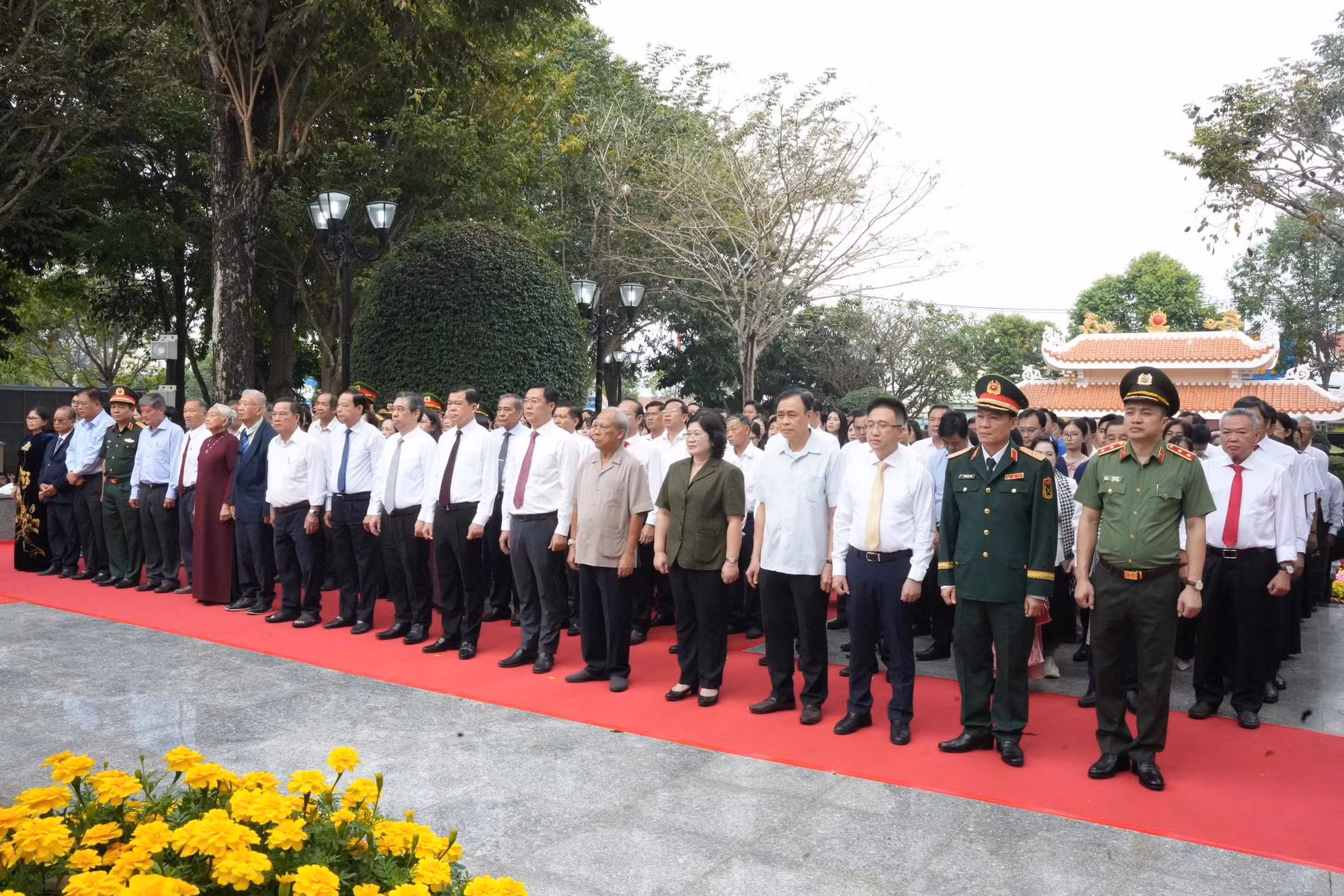 Trang trọng lễ Giỗ Anh hùng, Liệt sĩ Võ Thị Sáu -0