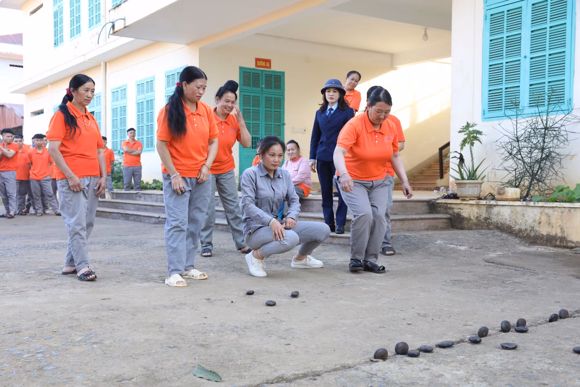 Thêm niềm hy vọng ngày Xuân -0