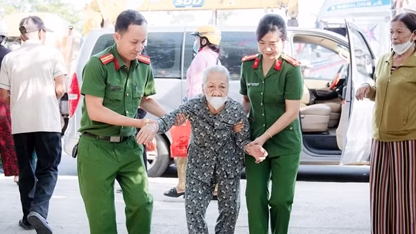 Công an xã Phú Ninh thể hiện rõ vai trò đa nhiệm tại cơ sở