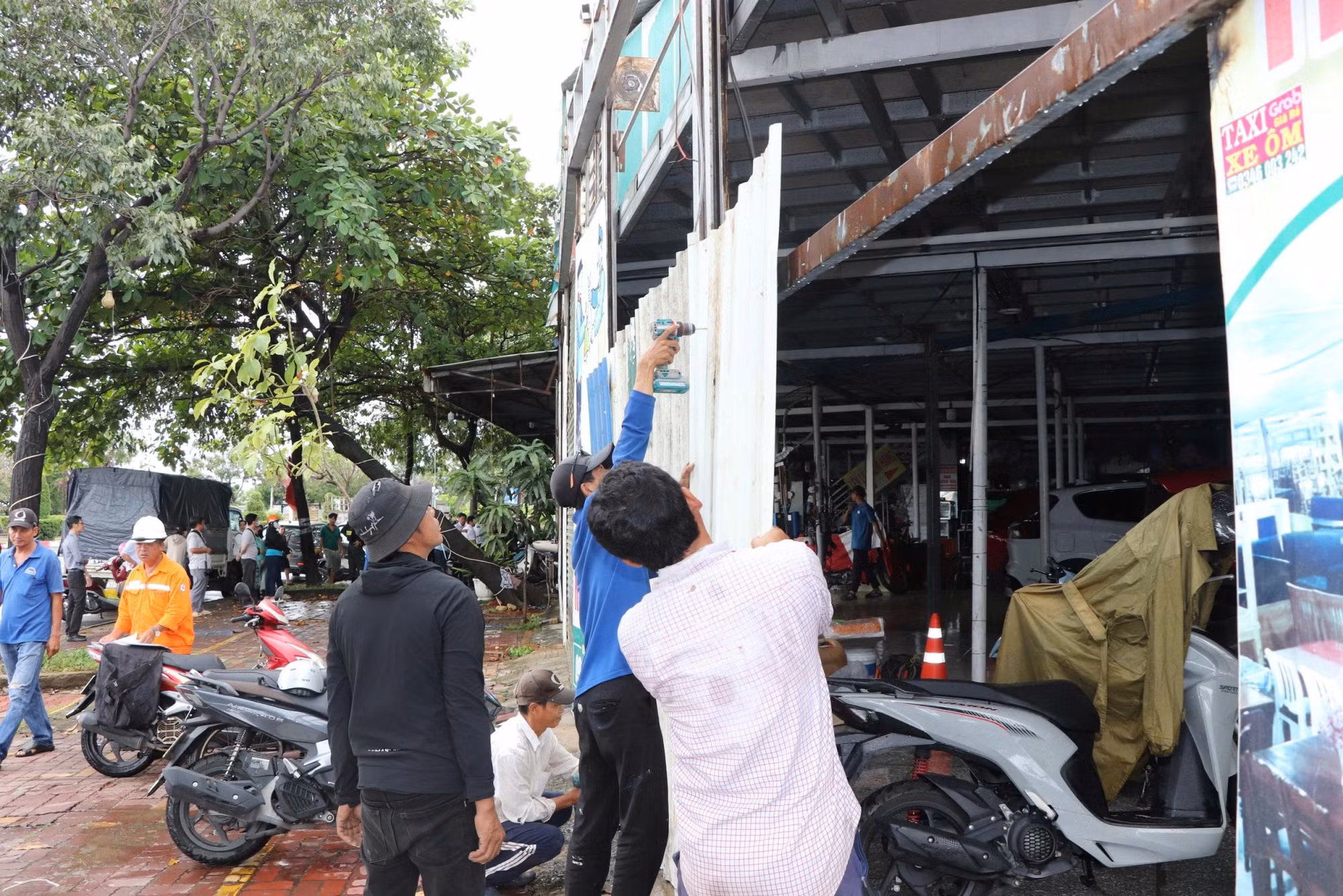 Tổ chức cưỡng chế 15 trường hợp để làm đường nối cao tốc Biên Hòa - Vũng Tàu -1