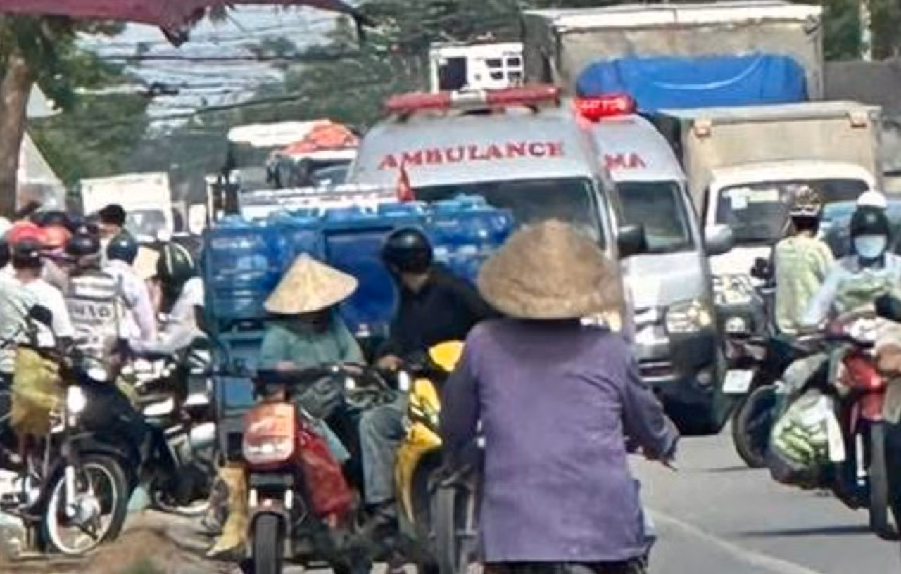 Hai vợ chồng chủ tiệm tạp hóa tử vong bỏ lại 2 con nhỏ -0