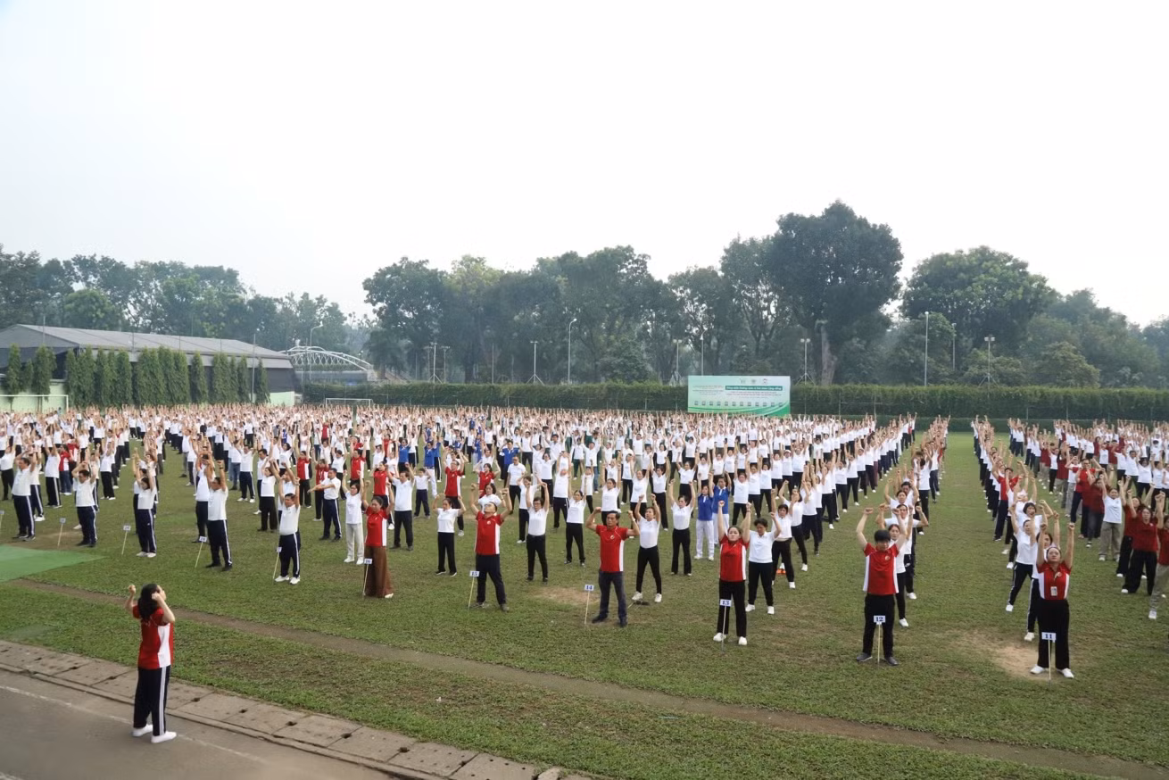 TP. Hồ Chí Minh: Gần 2.000 người tham gia Đồng diễn Dưỡng sinh vì sức khỏe cộng đồng -3