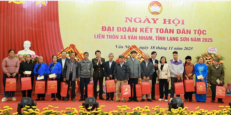 Bộ trưởng Lương Tam Quang: Xây dựng cộng đồng dân cư phát triển tại Lạng Sơn -0