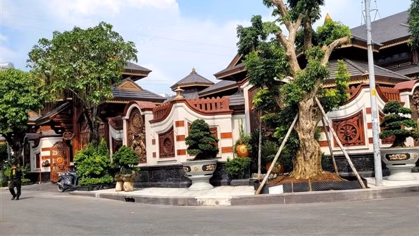 Cận cảnh khu "biệt phủ" của chủ cơ sở hệ thống thẩm mỹ Mailisa bị Công an kiểm tra