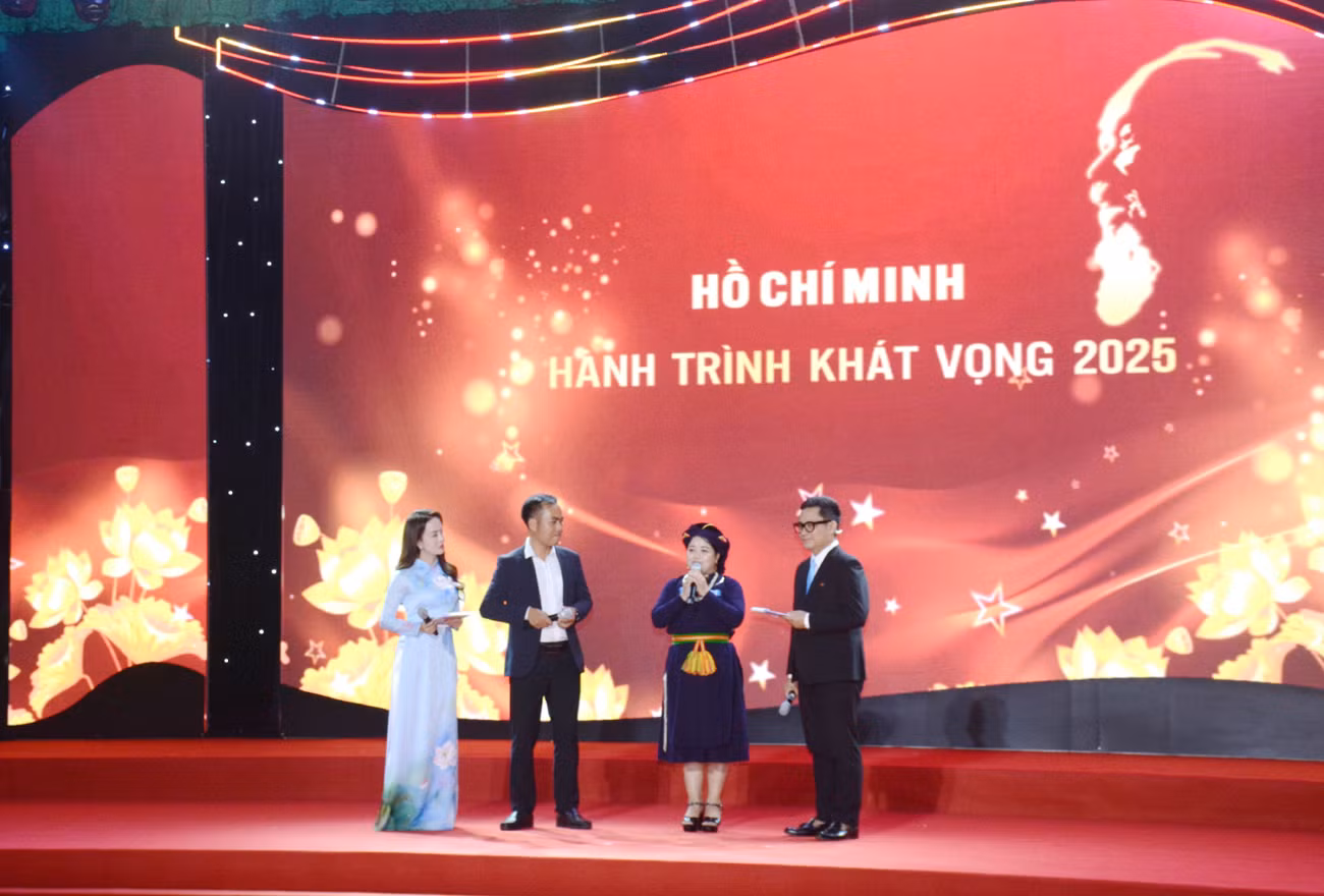 Lan toả sâu rộng các tấm gương sáng trong học tập, làm theo tư tưởng, đạo đức, phong cách Hồ Chí Minh -0
