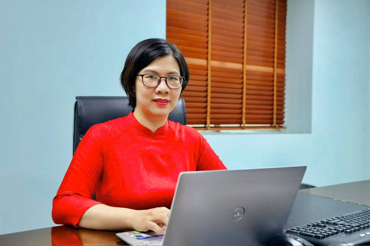 Người biến thách thức thành tài sản tri thức chung -0