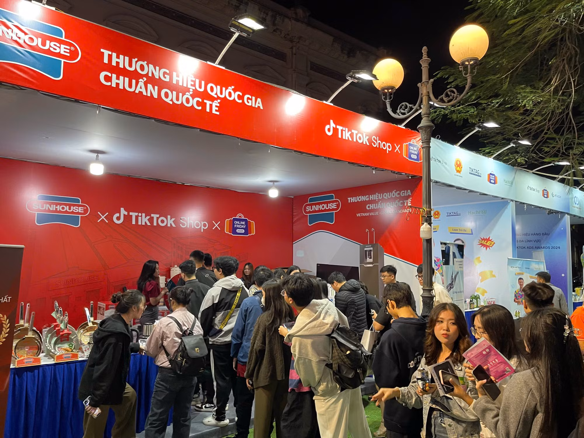 Lễ Khai mạc “Ngày mua sắm trực tuyến Việt Nam – Online Friday 2025” -0