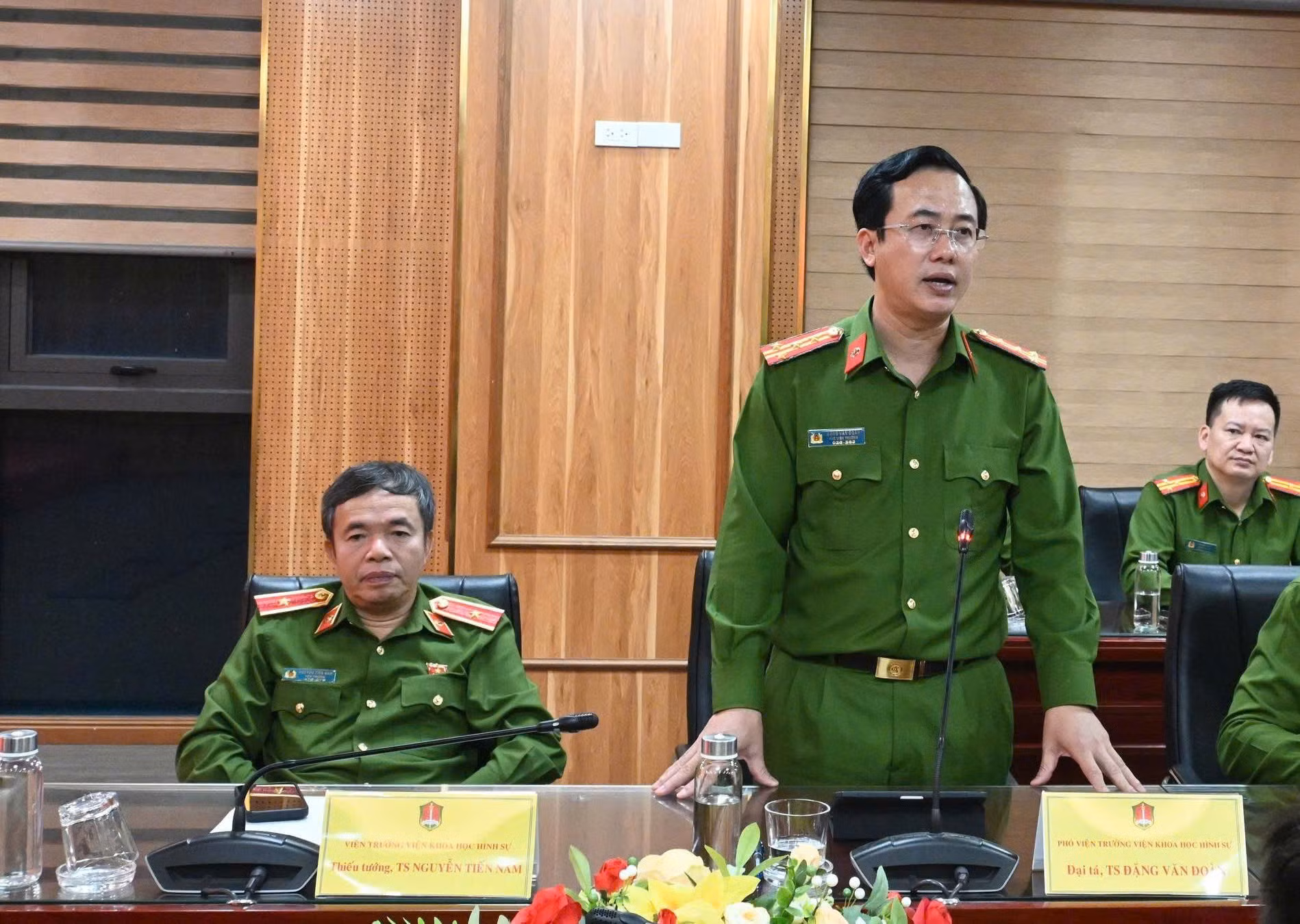 Viện Khoa học hình sự gặp mặt Đoàn đại biểu Quốc hội 2 tỉnh Ninh Bình và Quảng Trị -0