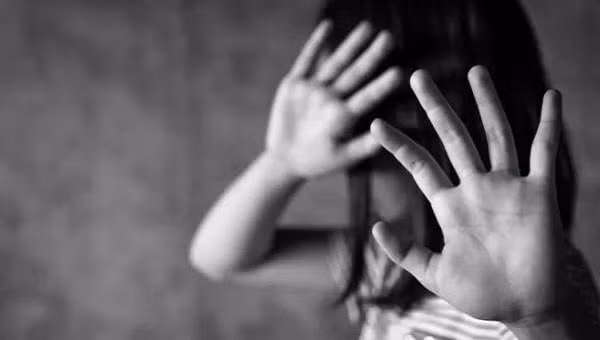 Tìm người bị hại và người có liên quan đến vụ án “Hiếp dâm người dưới 16 tuổi” -0