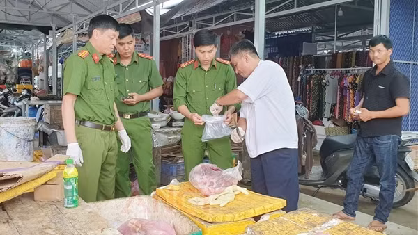 Cần Thơ: Bắt 3 cán bộ Thú y
