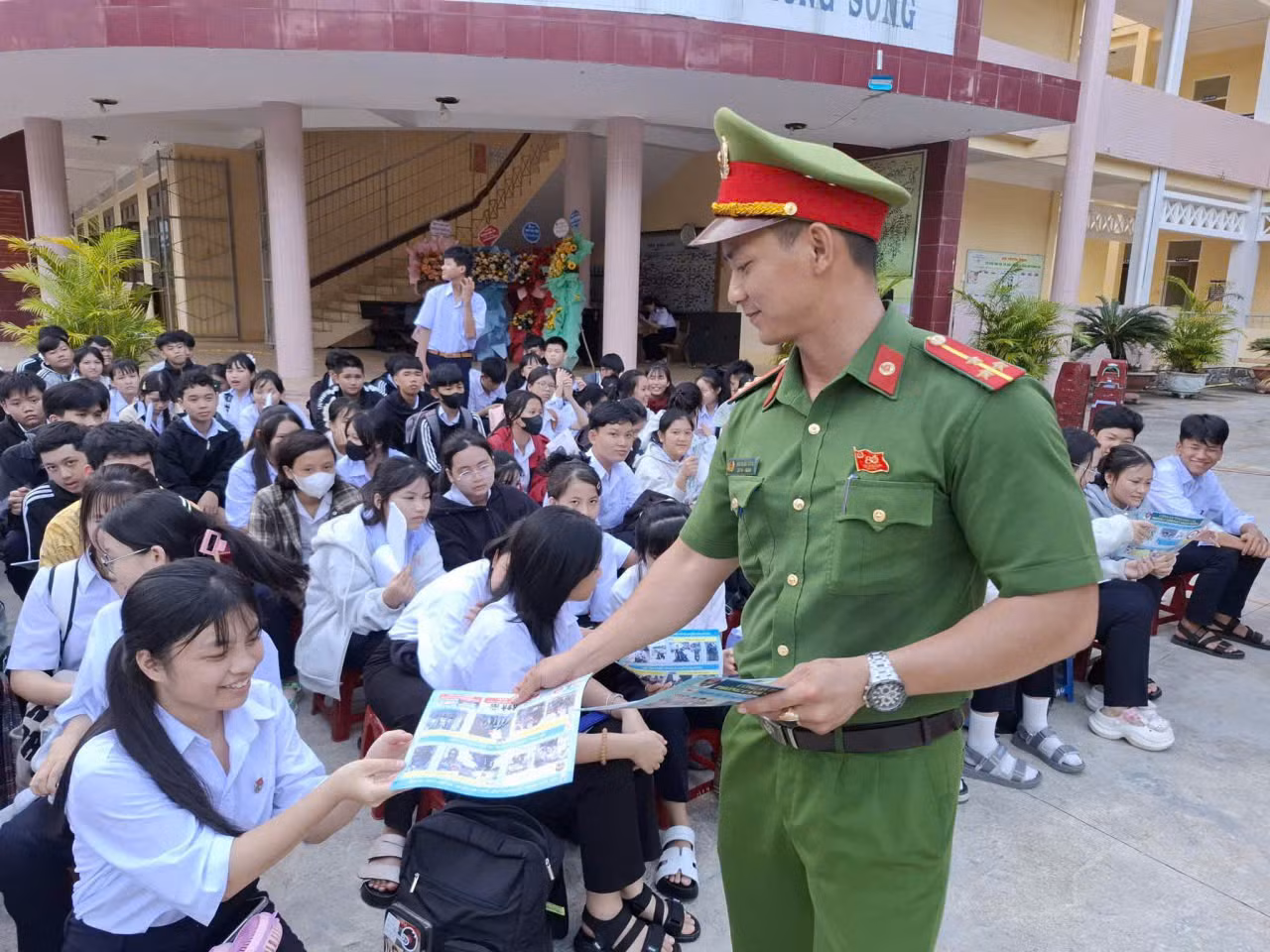 Vì bình yên cuộc sống trên vùng quê Tây Hòa -0