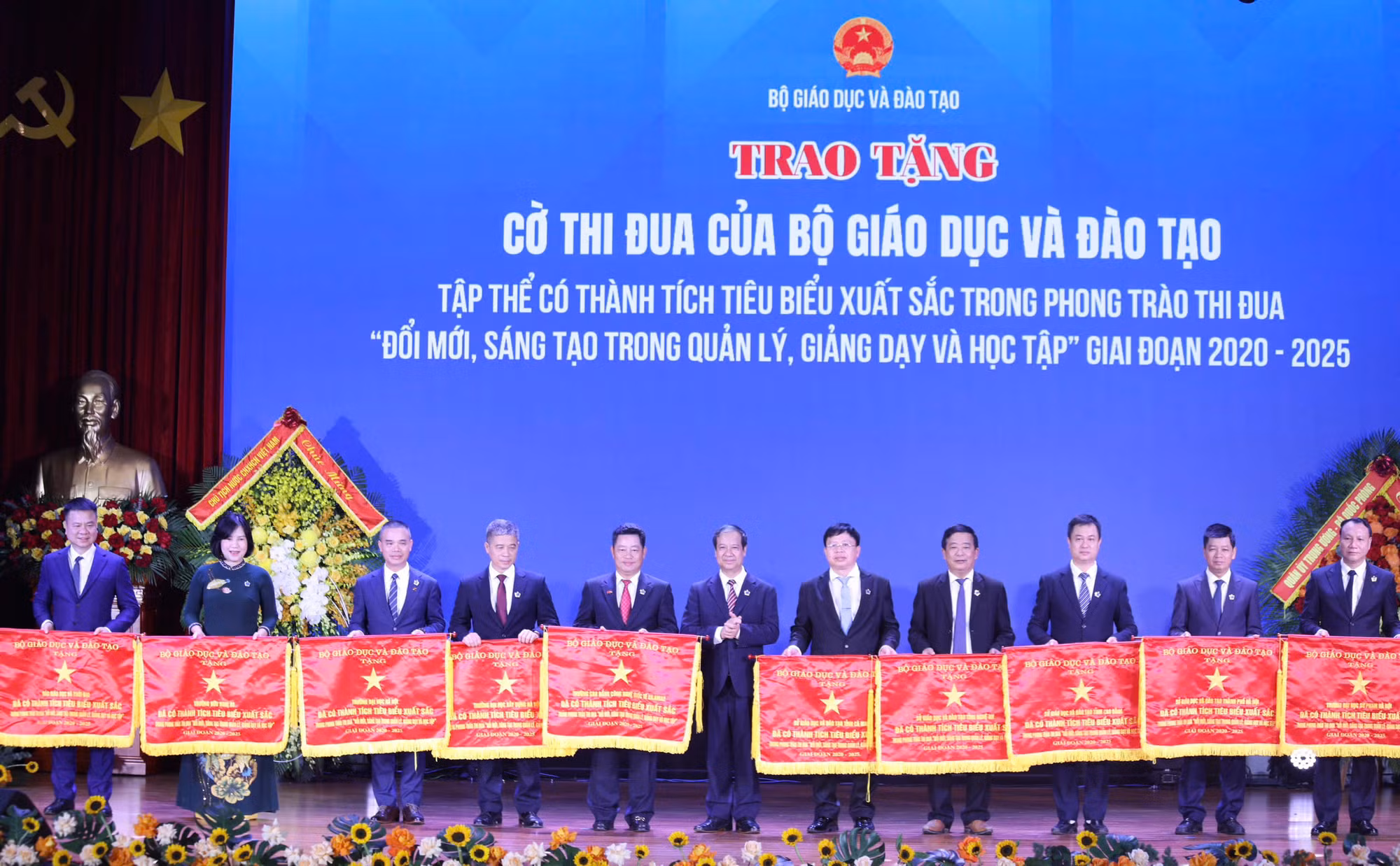Đổi mới, nâng cao chất lượng giáo dục là yêu cầu cấp thiết trong tầm nhìn chiến lược phát triển đất nước -0