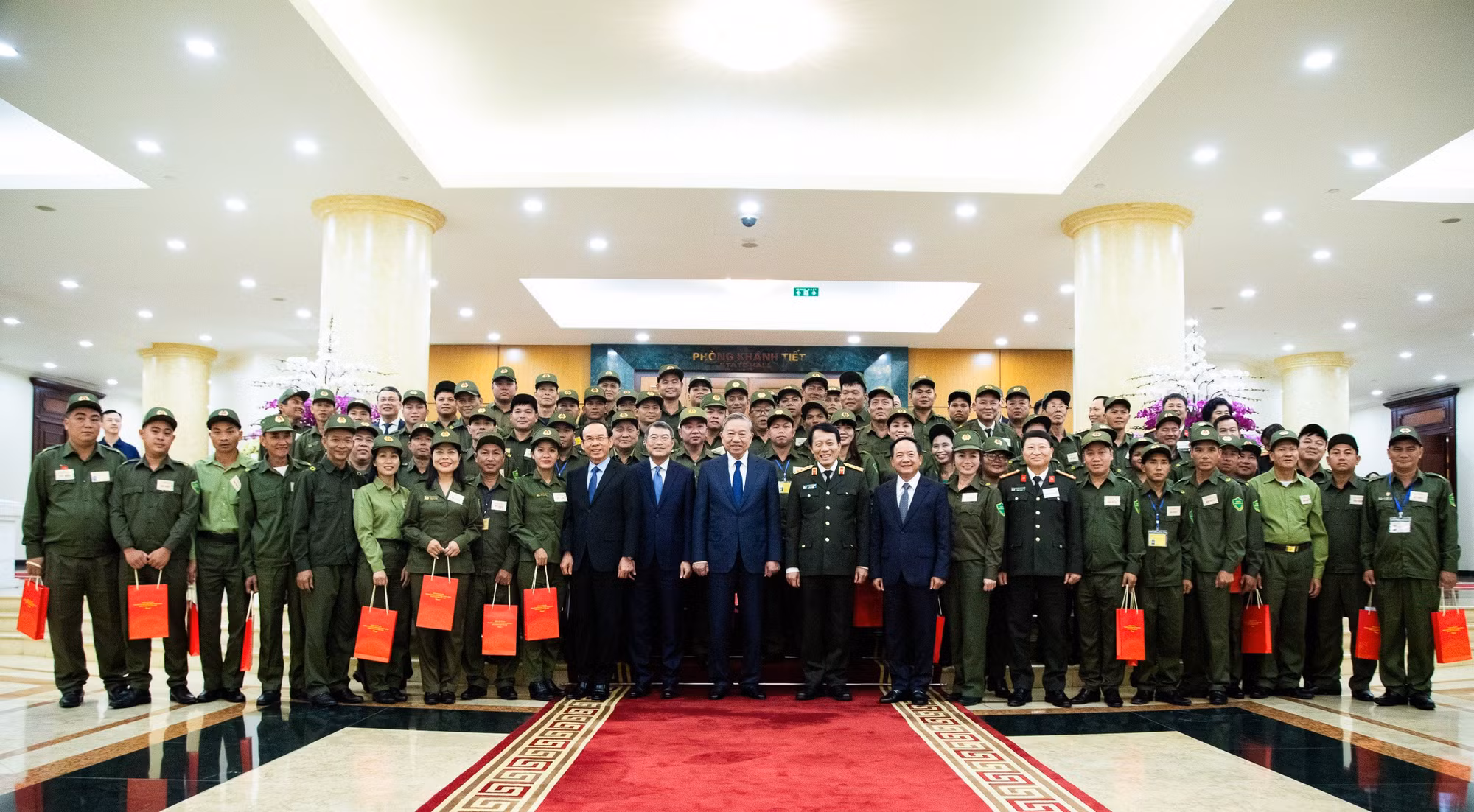 Tổng Bí thư Tô Lâm: Đảng, Nhà nước luôn quan tâm, chăm lo lực lượng tham gia bảo vệ ANTT ở cơ sở -0