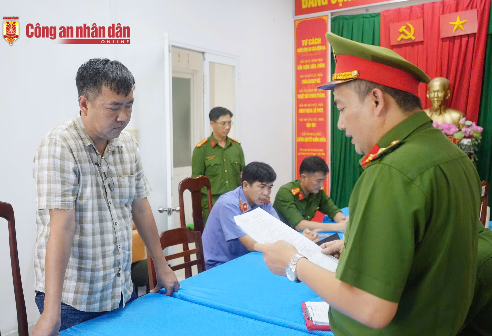 Bắt tạm giam 3 cựu cán bộ ngân hàng vi phạm quy định về cho vay, gây thiệt hại 35,6 tỷ đồng -0