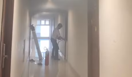 Kịp thời dập tất đám cháy căn hộ tầng 16 -0