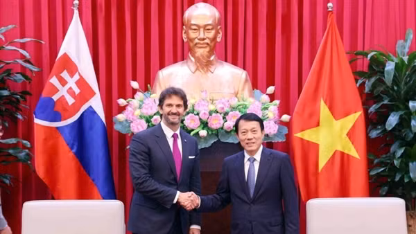 Thúc đẩy hợp tác công nghiệp - an ninh giữa Bộ Công an Việt Nam và các đối tác Slovakia
