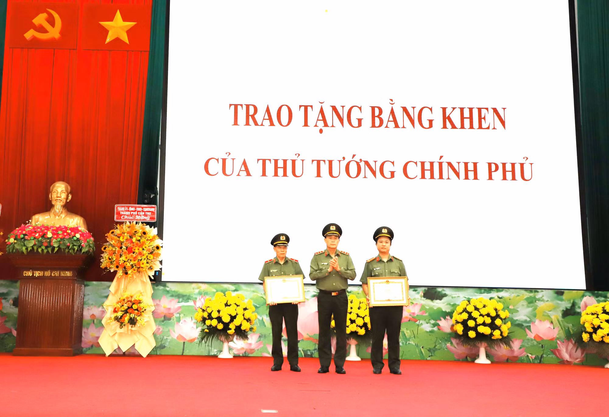 Lấy sự hài lòng của người dân, doanh nghiệp làm thước đo cải cách hành chính trong CAND -0
