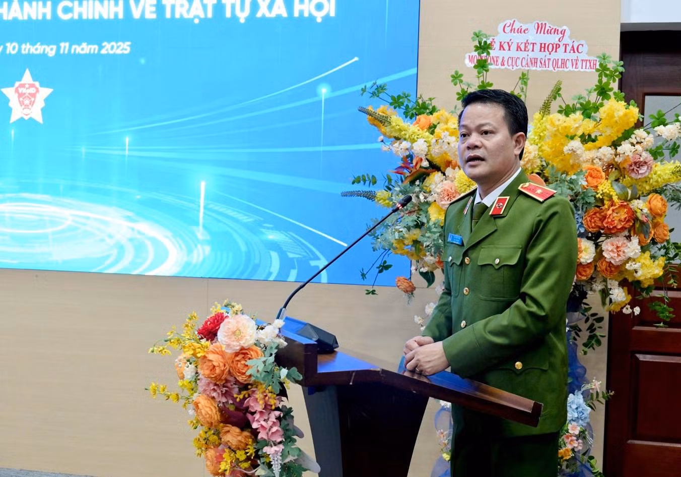 MobiFone và Cục Cảnh sát QLHC về TTXH ký kết Thỏa thuận hợp tác -0